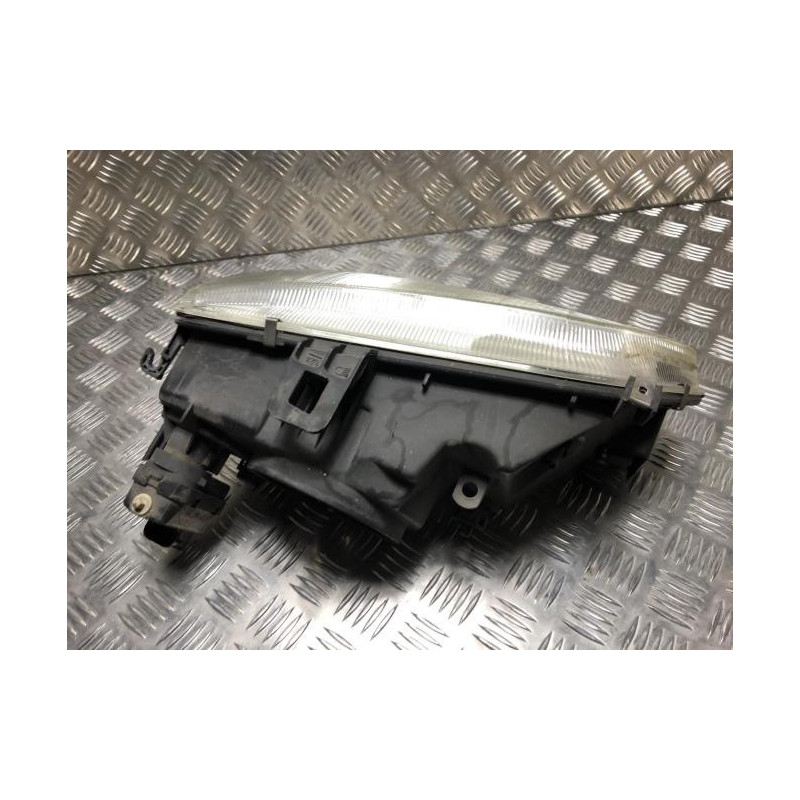 Optique avant principal gauche (feux)(phare) RENAULT MEGANE 1 PHASE 1 d’occasion