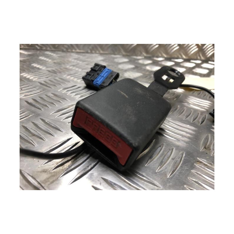 Attache ceinture avant gauche CITROEN BERLINGO 2 PHASE 3 d’occasion