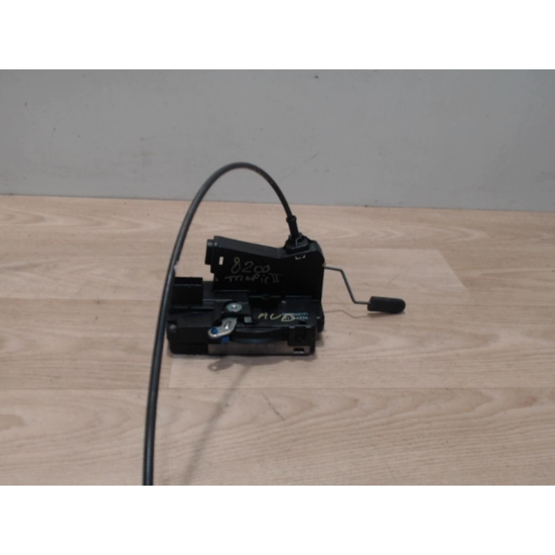Serrure avant droit RENAULT TRAFIC 2 PHASE 1 d’occasion
