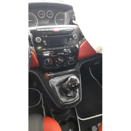 Anti brouillard arriere droit LANCIA YPSILON 5 d’occasion