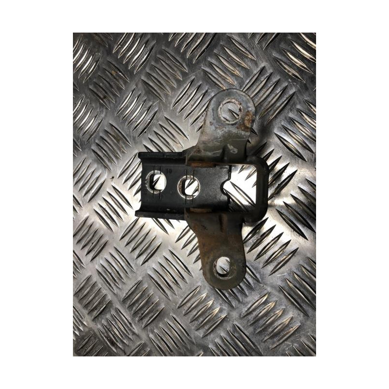 Charniere de porte avant gauche CHRYSLER GRAND VOYAGER 5 d’occasion