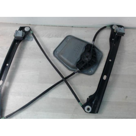 Leve vitre electrique arriere droit VOLKSWAGEN GOLF 5 d’occasion