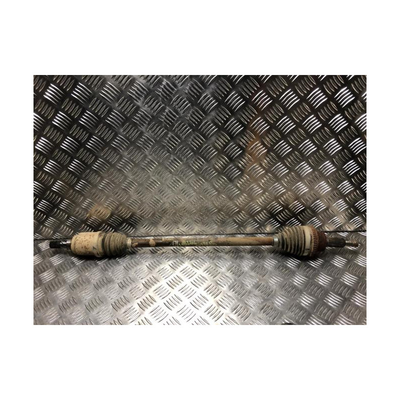 Cardan arriere droit (transmission) DACIA DUSTER 1 PHASE 1 d’occasion