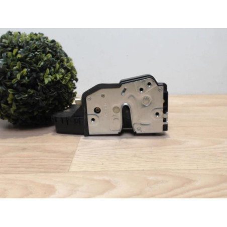 Serrure arriere droit BMW SERIE 3 E46 PHASE 1 d’occasion