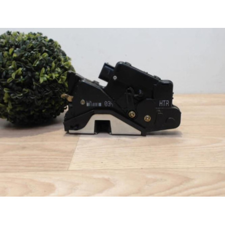 Serrure arriere droit BMW SERIE 3 E46 PHASE 1 d’occasion