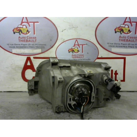 Optique avant principal droit (feux)(phare) RENAULT CLIO I PHASE 2 d’occasion