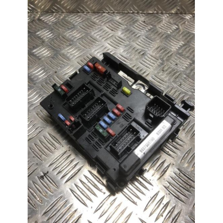 Boitier servitude moteur (BSM) PEUGEOT 206+ d’occasion