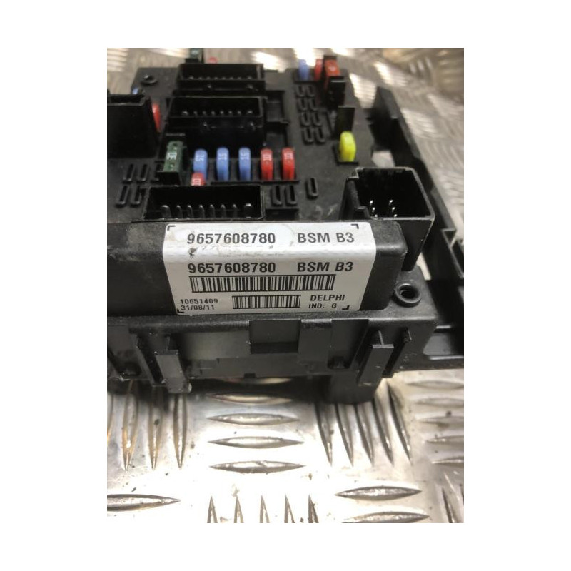 Boitier servitude moteur (BSM) PEUGEOT 206+ d’occasion