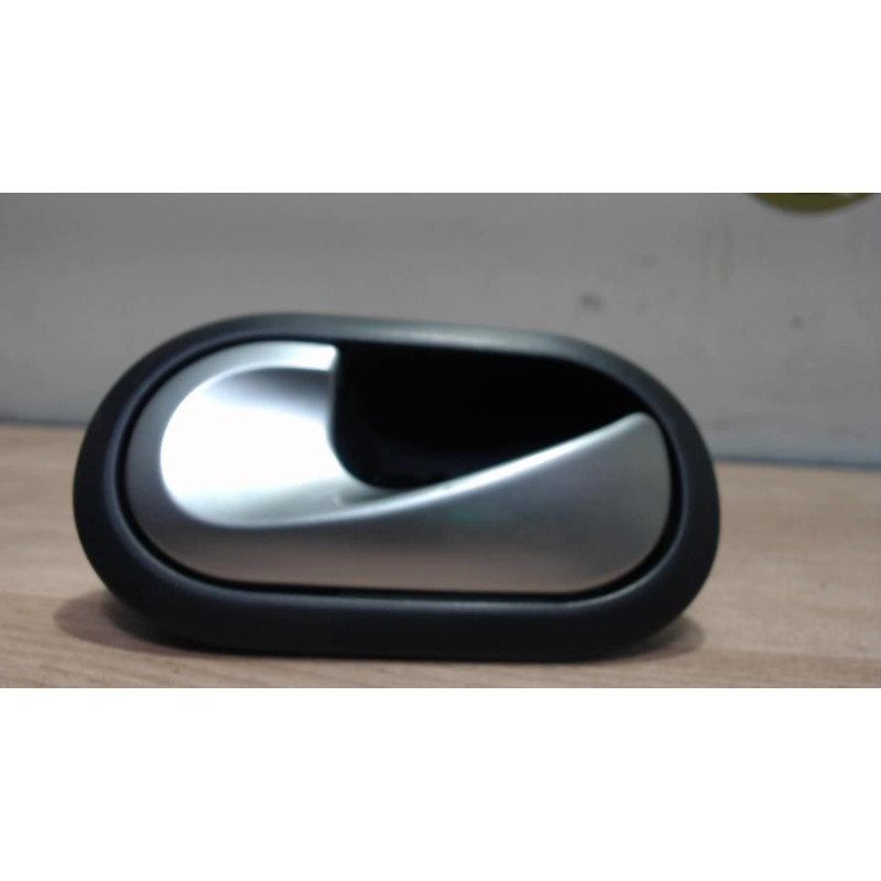 Poignee interieur arriere gauche RENAULT GRAND MODUS PHASE 2 d’occasion