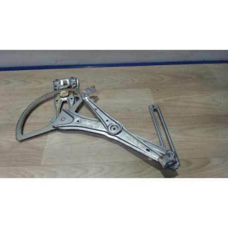 Mecanisme de leve vitre electrique avant droit MERCEDES CLASSE M 163 PHASE 2 d’occasion