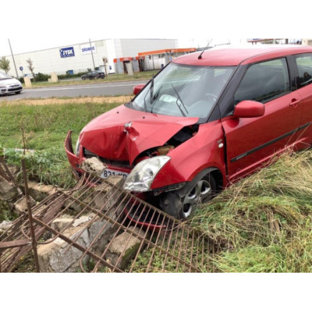 Retroviseur gauche SUZUKI SWIFT 3 d’occasion