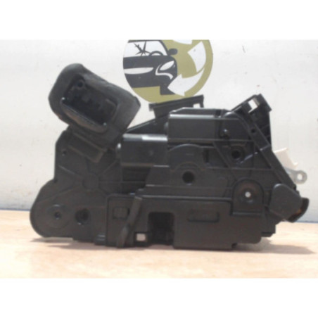 Serrure avant gauche VOLKSWAGEN POLO 5 PHASE 2 d’occasion