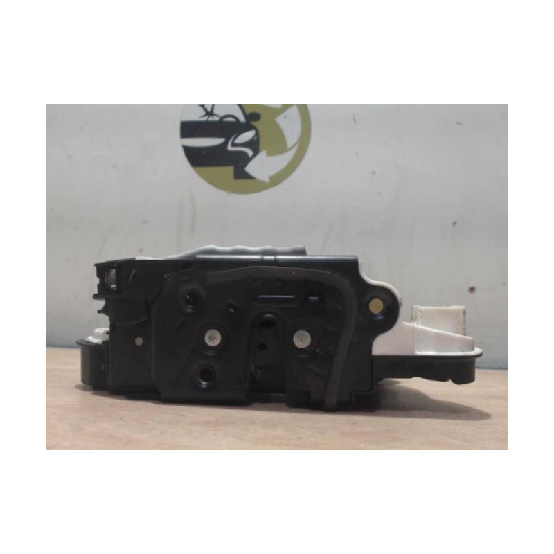 Serrure avant gauche VOLKSWAGEN POLO 5 PHASE 2 d’occasion