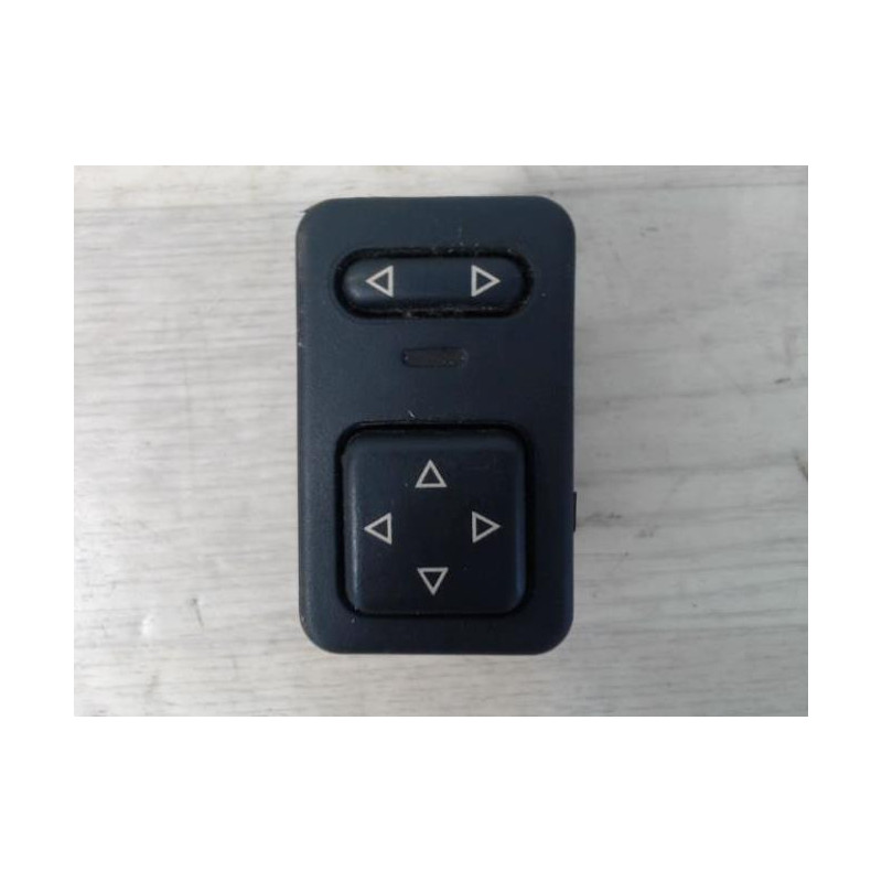 Bouton/Interrupteur PEUGEOT 306 PHASE 1 d’occasion