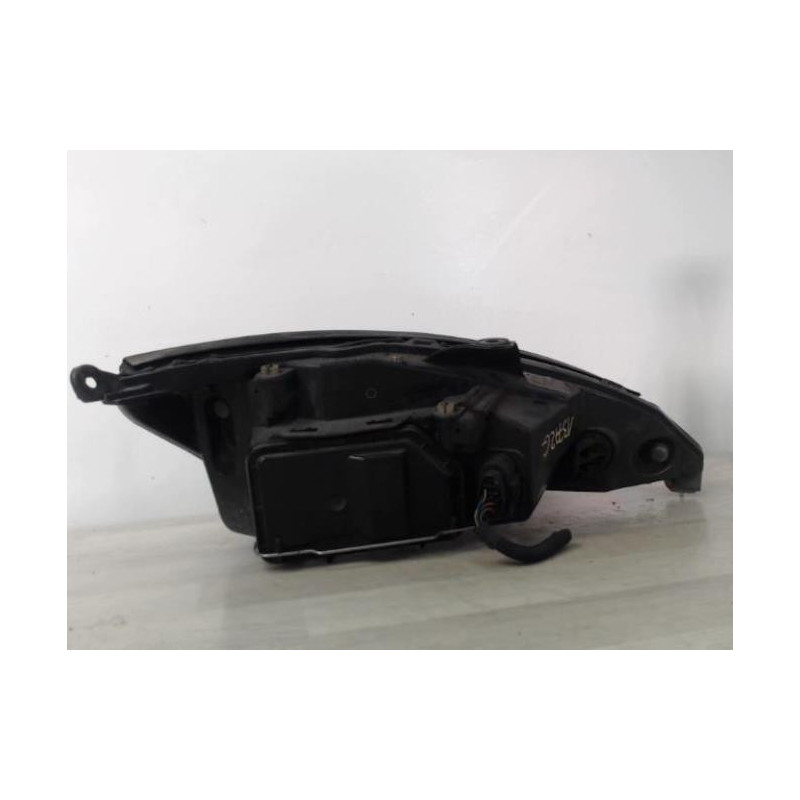 Optique avant principal gauche (feux)(phare) FORD FOCUS 1 d’occasion