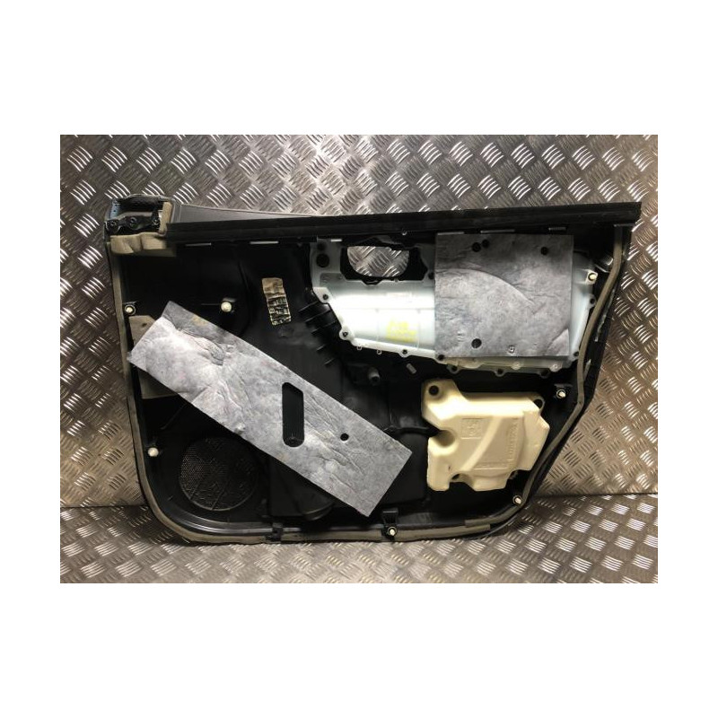 Panneau de porte avant gauche TOYOTA AURIS 2 PHASE 2 d’occasion