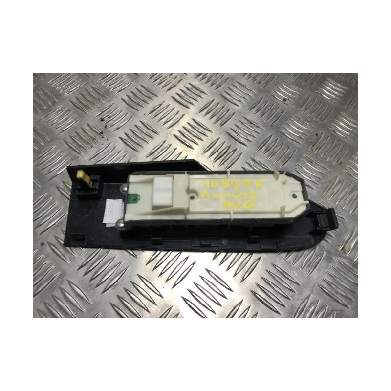 Interrupteur de leve vitre avant gauche TOYOTA AURIS 2 PHASE 2 d’occasion