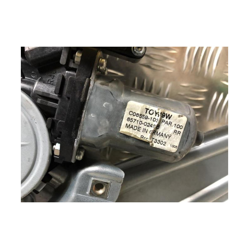 Leve vitre electrique arriere gauche TOYOTA AURIS 2 PHASE 2 d’occasion