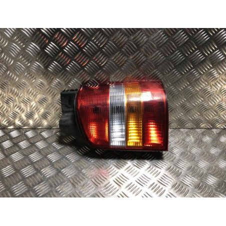 Feu arriere principal droit (feux) VOLKSWAGEN TRANSPORTER 5 PHASE 1 d’occasion