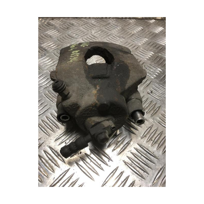 Etrier avant gauche (freinage) VOLKSWAGEN POLO 4 PHASE 2 d’occasion