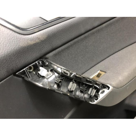 Panneau de porte avant droit VOLKSWAGEN TOURAN 3 d’occasion