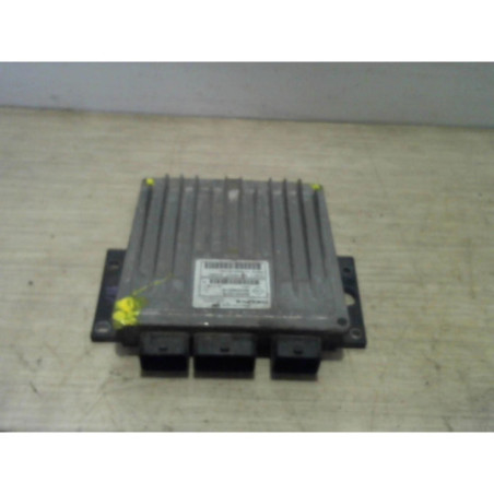 Calculateur moteur RENAULT  d’occasion