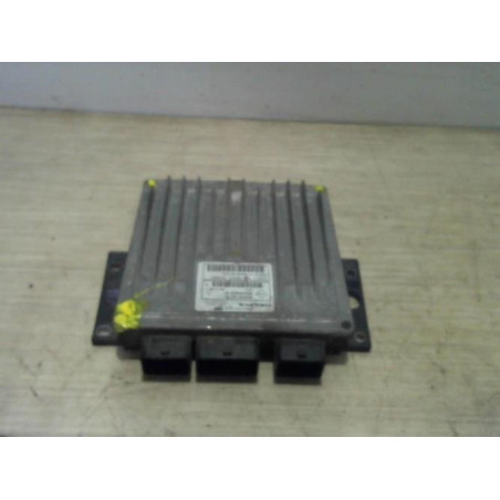 Calculateur moteur RENAULT  d’occasion