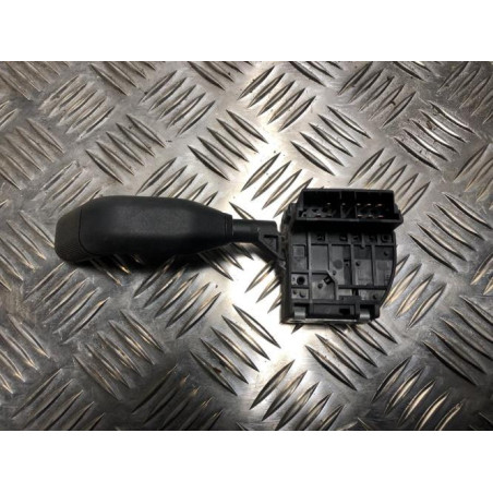 Commodo d'essuie glaces RENAULT CLIO 1 PHASE 3 d’occasion