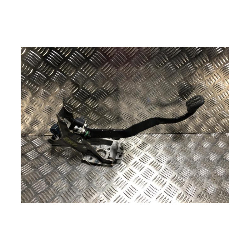 Pedalier d'embrayage TOYOTA AURIS 2 PHASE 2 d’occasion