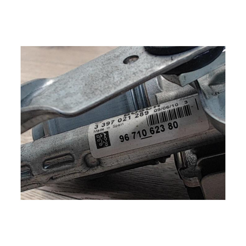 Moteur essuie glace avant droit PEUGEOT 5008 1 PHASE 1 d’occasion