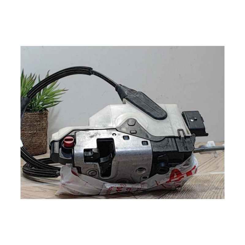 Serrure arriere gauche CITROEN C4 2 PHASE 1 d’occasion