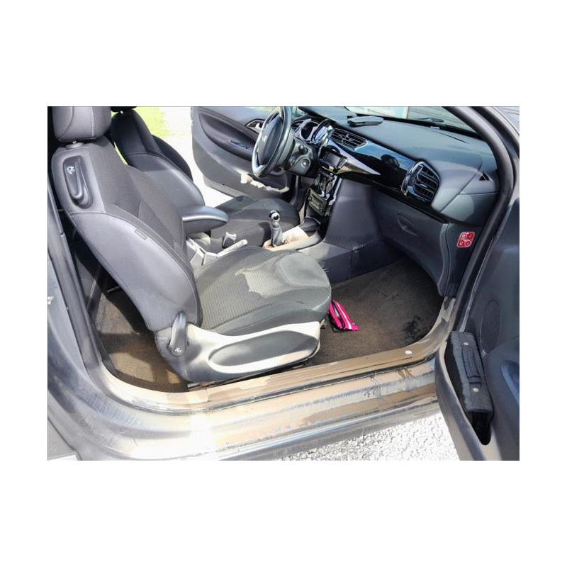 Relais electrique CITROEN DS3 PHASE 1 d’occasion