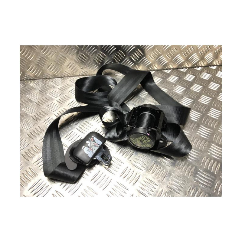Ceinture arriere centre troisieme ligne VOLKSWAGEN TOURAN 3 d’occasion