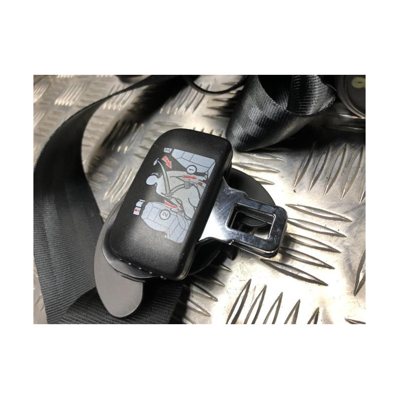Ceinture arriere centre troisieme ligne VOLKSWAGEN TOURAN 3 d’occasion