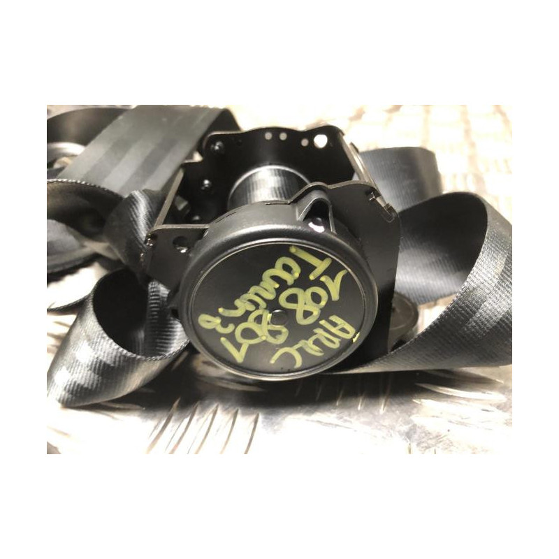 Ceinture arriere centre troisieme ligne VOLKSWAGEN TOURAN 3 d’occasion
