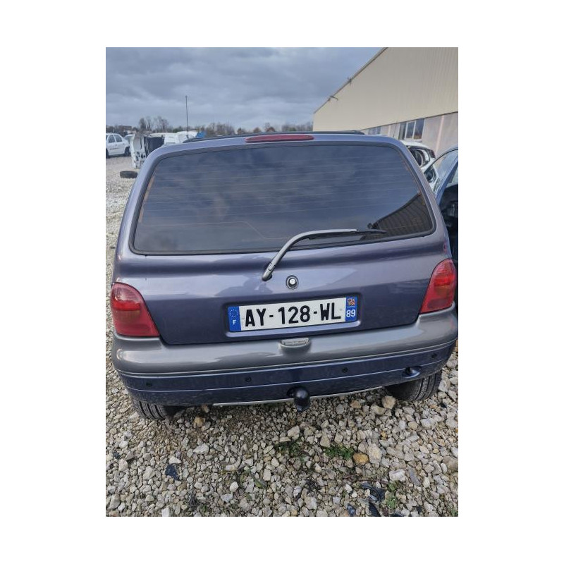 Platine feu arriere droit RENAULT TWINGO 1 PHASE 3 d’occasion