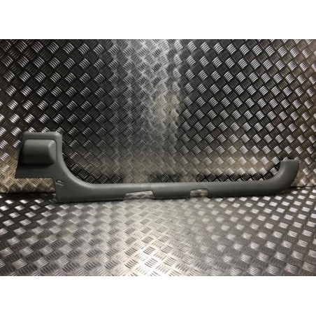 Garniture laterale arriere gauche RENAULT TWINGO 1 PHASE 3 d’occasion