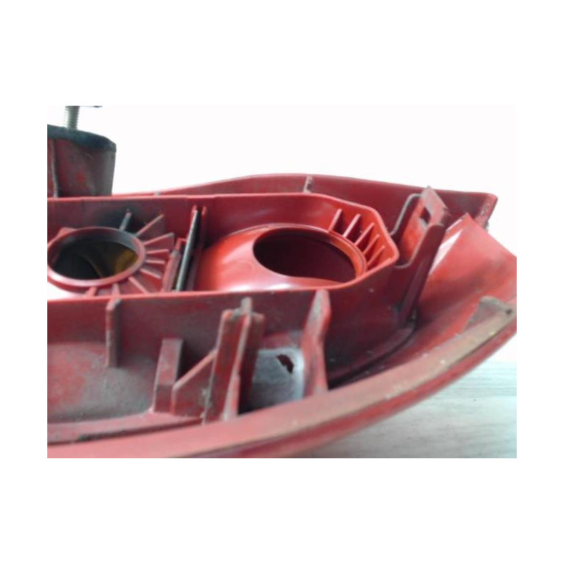 Feu arriere principal gauche (feux) RENAULT CLIO 2 PHASE 1 d’occasion