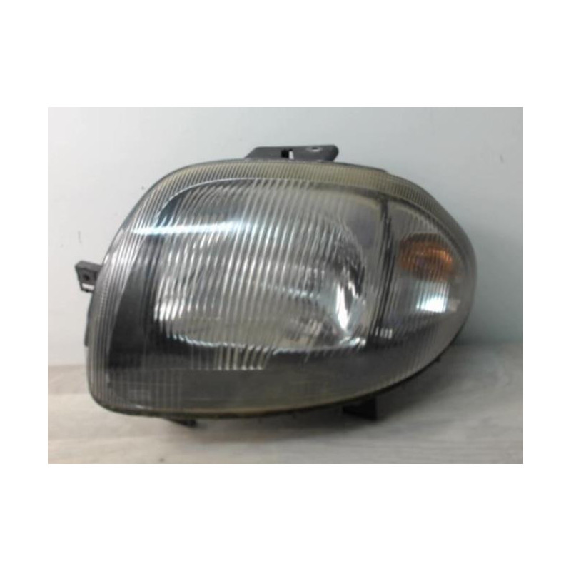 Optique avant principal gauche (feux)(phare) RENAULT CLIO 2 PHASE 1 d’occasion