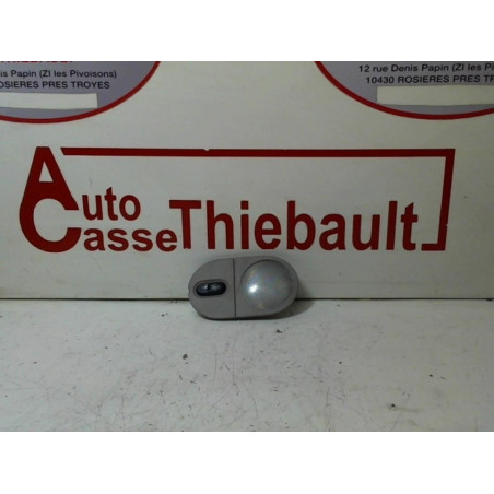 Eclairage de plafonnier RENAULT MEGANE I PHASE 1 d’occasion
