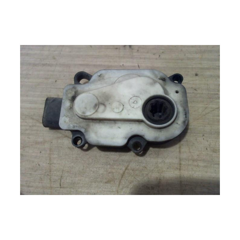 Motoreducteur de climatiseur RENAULT CLIO 4 PHASE 1 d’occasion