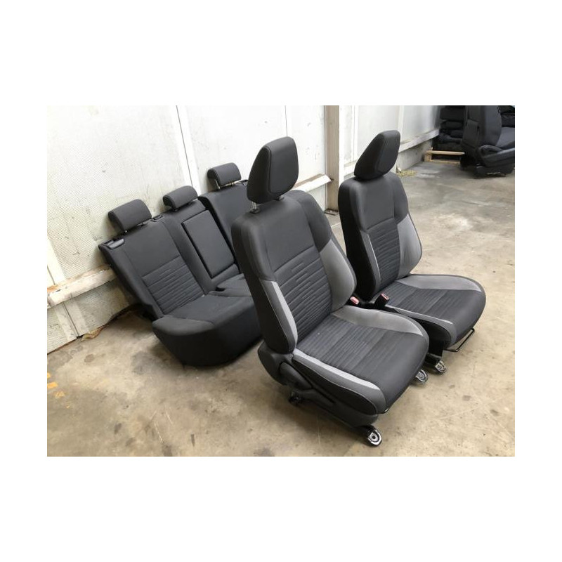 Interieur complet TOYOTA AURIS 2 PHASE 2 d’occasion