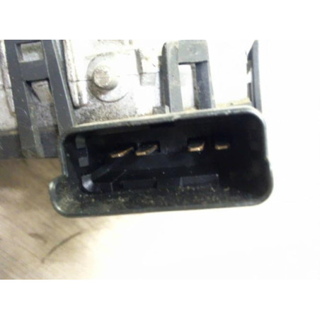 Moteur essuie glace avant RENAULT TWINGO 2 PHASE 1 d’occasion