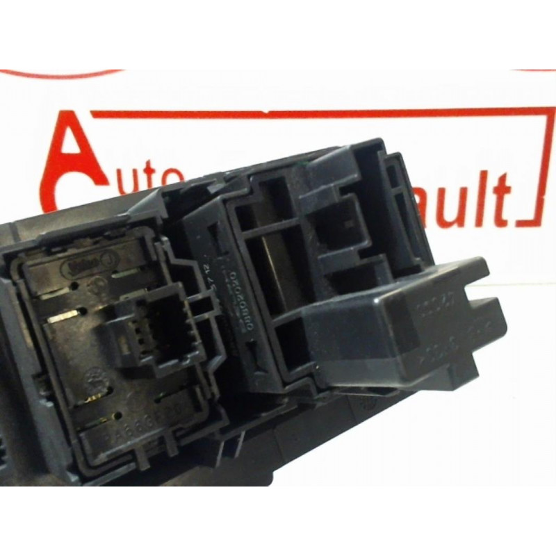 Commande de phare RENAULT CLIO III PHASE 1 d’occasion