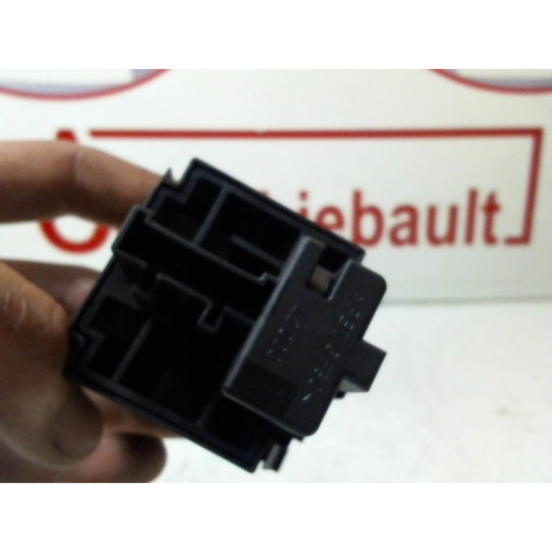 Commande de phare RENAULT CLIO III PHASE 1 d’occasion
