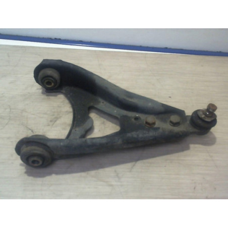 Triangle avant droit RENAULT MEGANE 1 PHASE 2 d’occasion