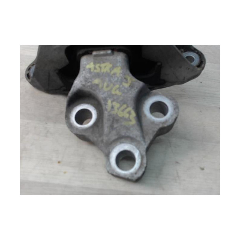 Support moteur gauche OPEL ASTRA J GTC d’occasion