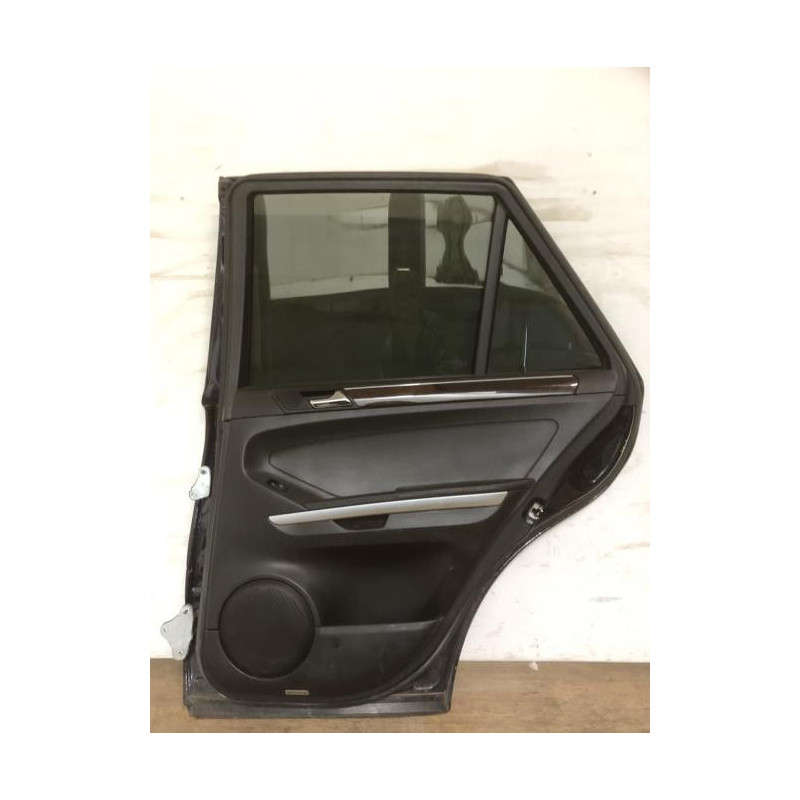 Porte arriere droit MERCEDES CLASSE M 164 PHASE 1 d’occasion