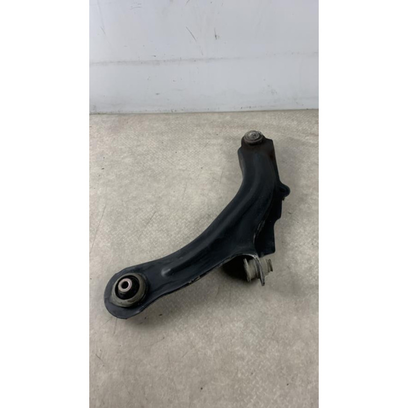 Triangle avant droit RENAULT SCENIC 2 PHASE 1 d’occasion