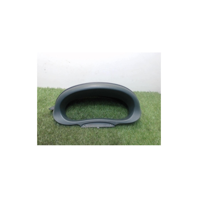 Casquette tableau de bord RENAULT KANGOO 1 PHASE 1 d’occasion